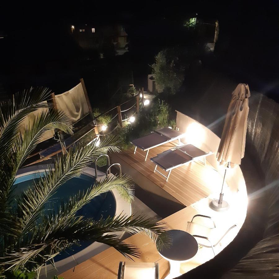 Holiday Home ทาวุลเลีย ภายนอก รูปภาพ
